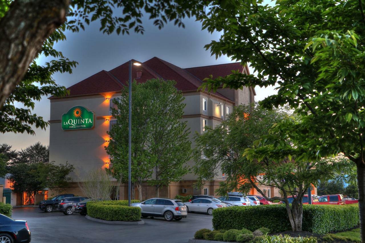 La Quinta By Wyndham Pigeon Forge Hotell Exteriör bild